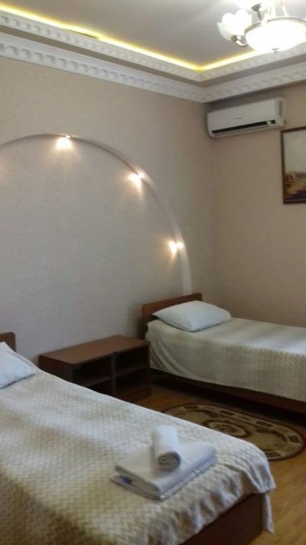 Lyuks Hotel 3*