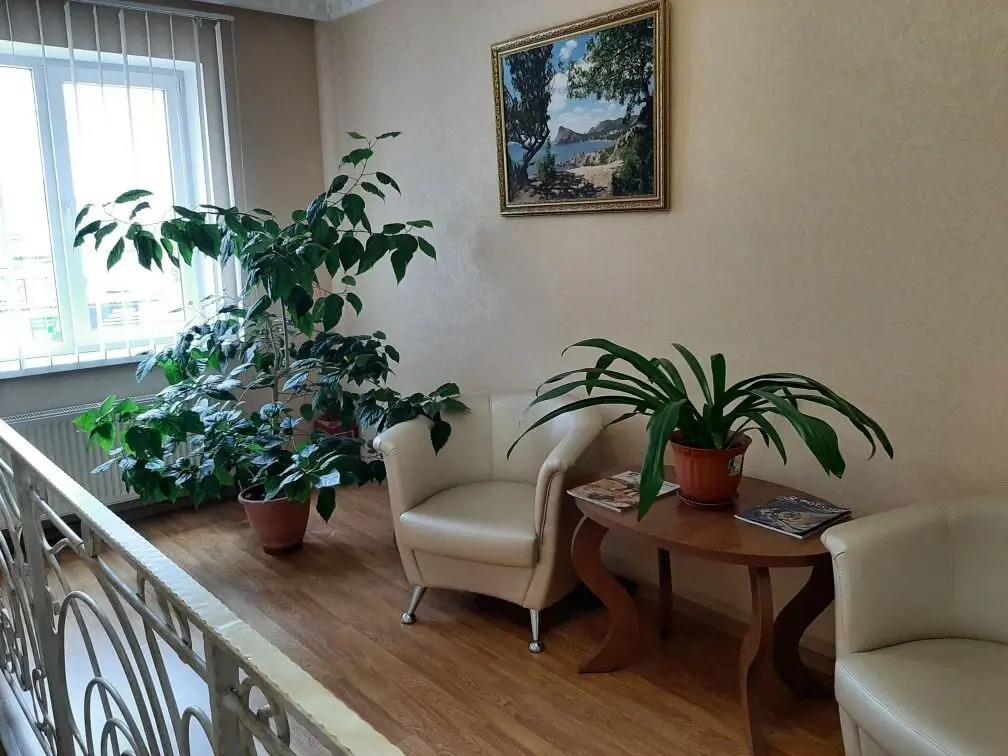Lyuks Hotel 3*