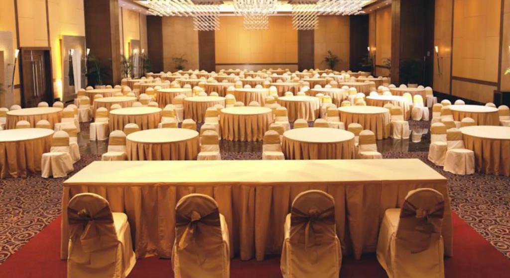 The Retreat Hotel & Convention Centre 4*
