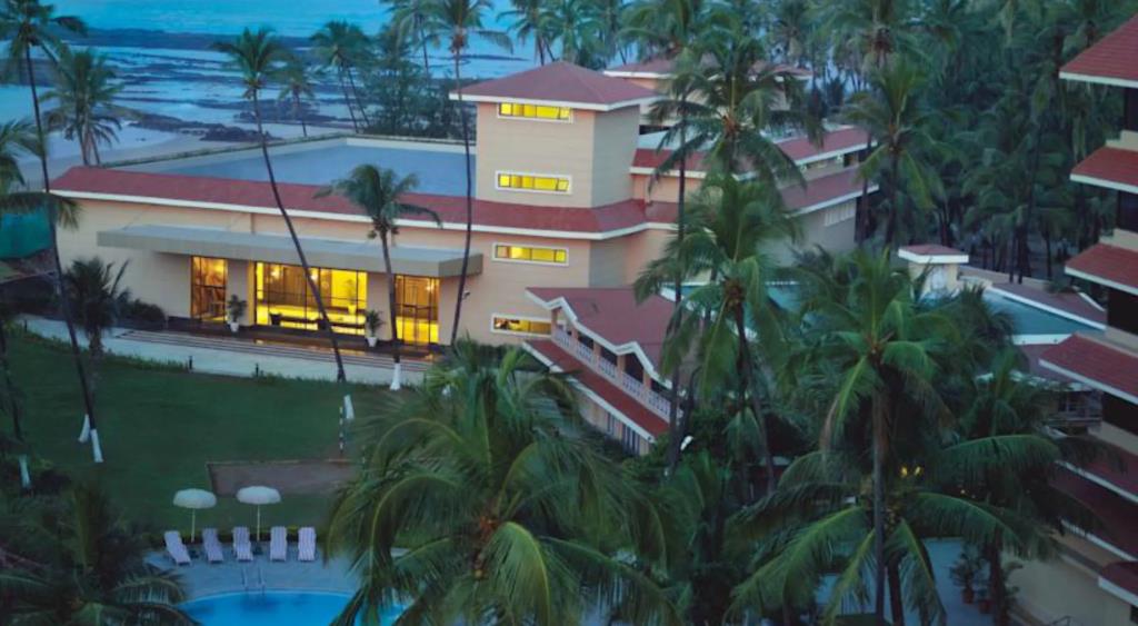The Retreat Hotel & Convention Centre 4*