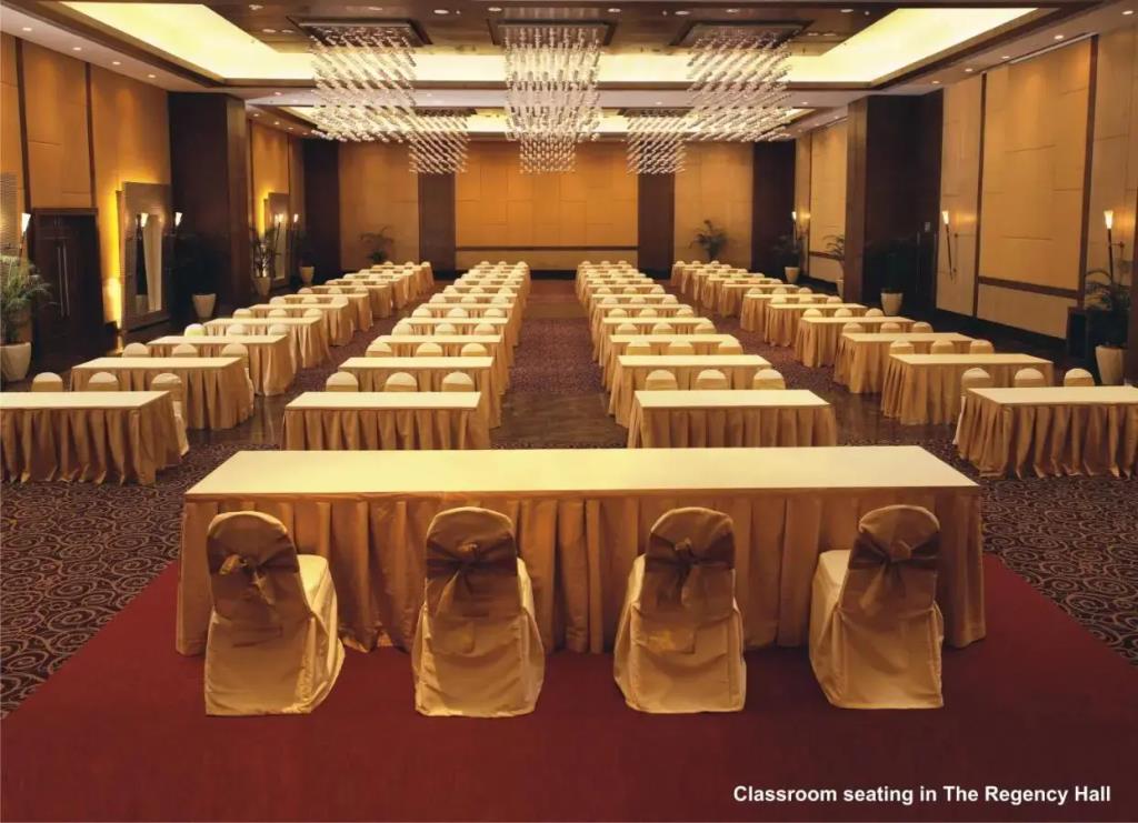 The Retreat Hotel & Convention Centre 4*