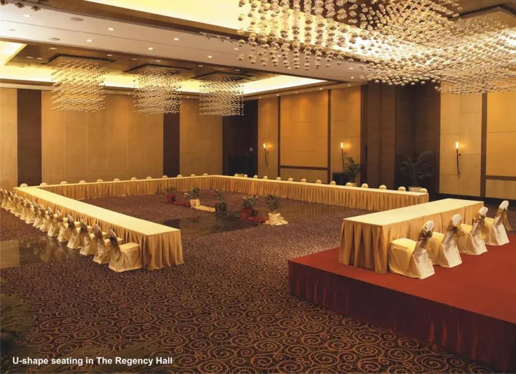 The Retreat Hotel & Convention Centre 4*