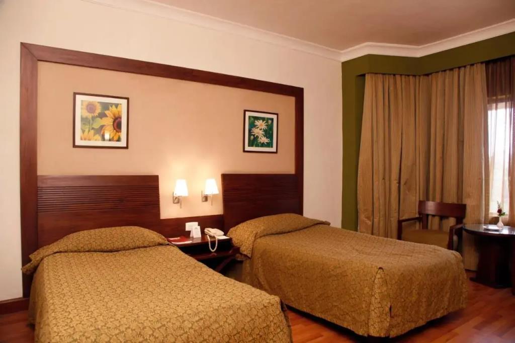 The Retreat Hotel & Convention Centre 4*
