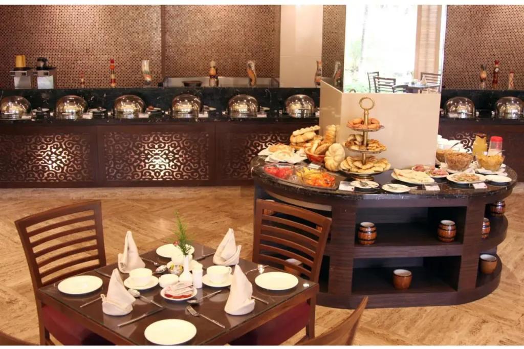 The Retreat Hotel & Convention Centre 4*