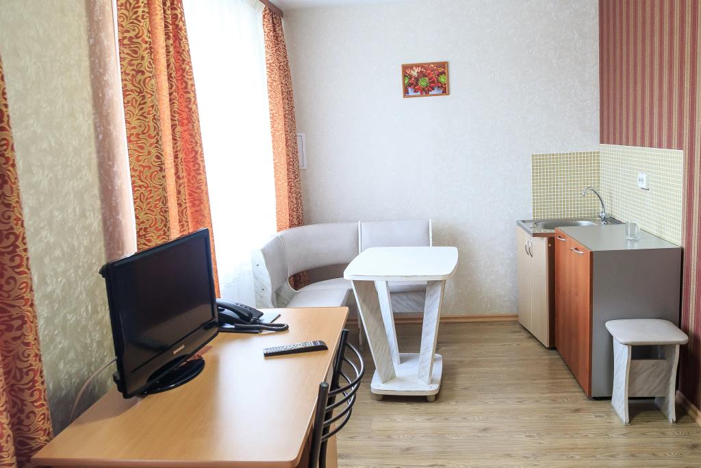 Edinstvo Hotel 2*