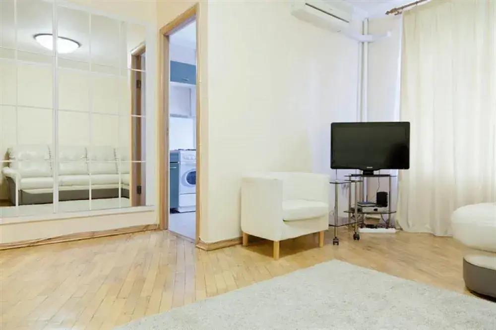LUXKV Apartment on Kondratyevskiy 0*