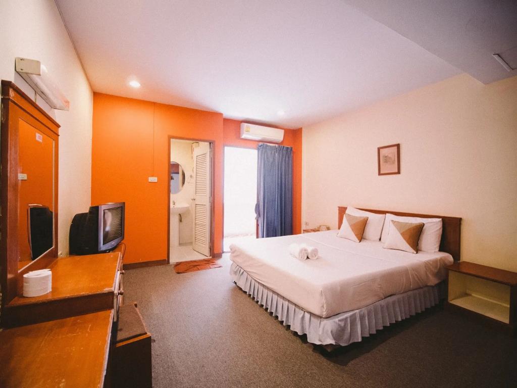 Traveller Inn Hotel 3*