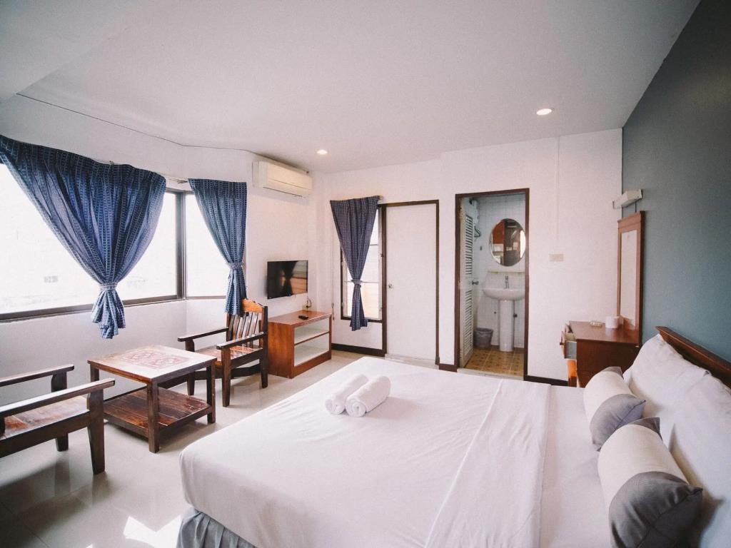 Traveller Inn Hotel 3*