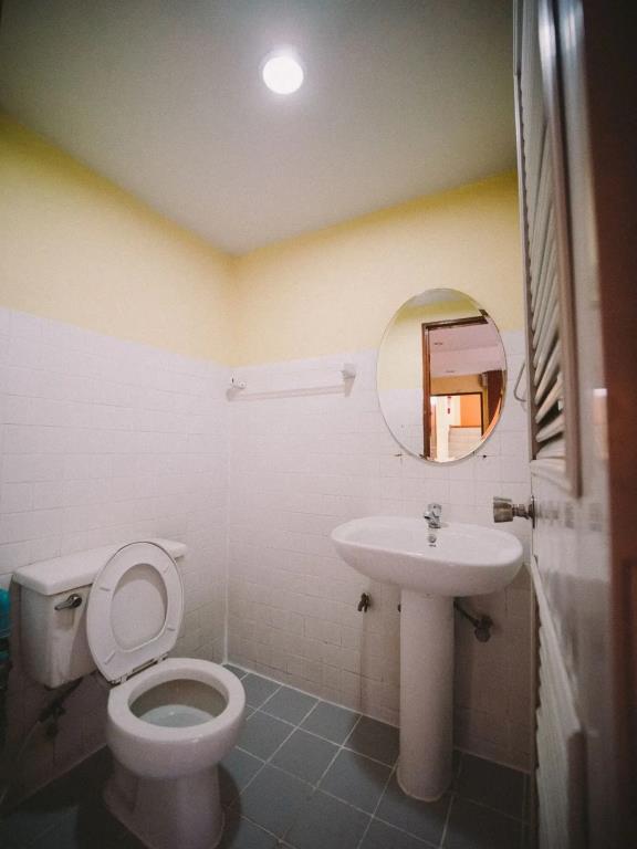 Traveller Inn Hotel 3*