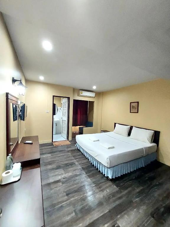 Traveller Inn Hotel 3*