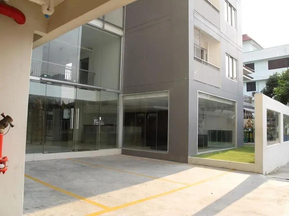 UTD Apartments Sukhumvit 0*