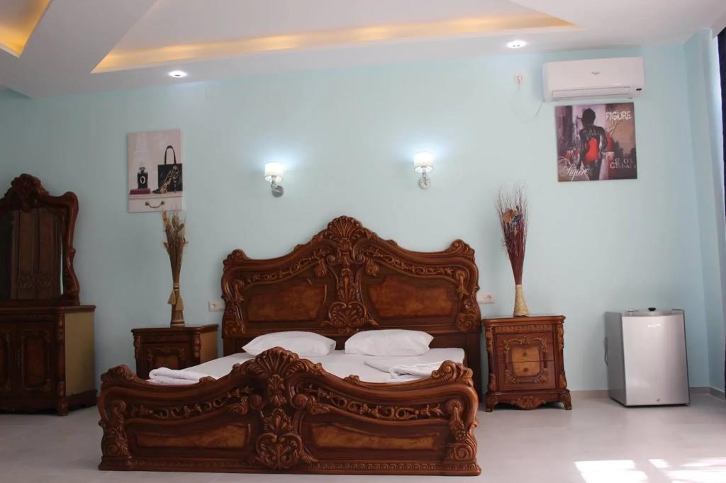 Hotel Nine Brothers 4*