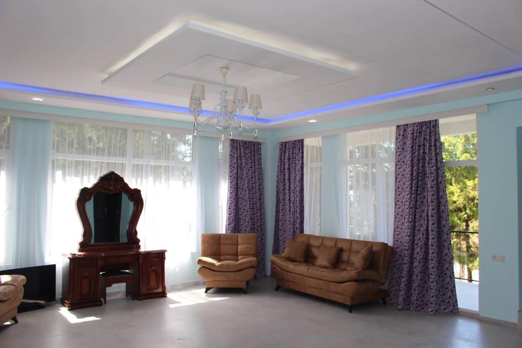 Hotel Nine Brothers 4*