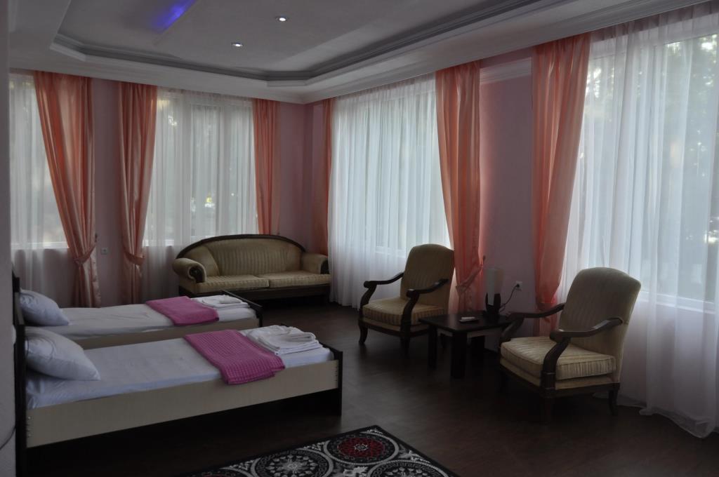 Hotel Nine Brothers 4*