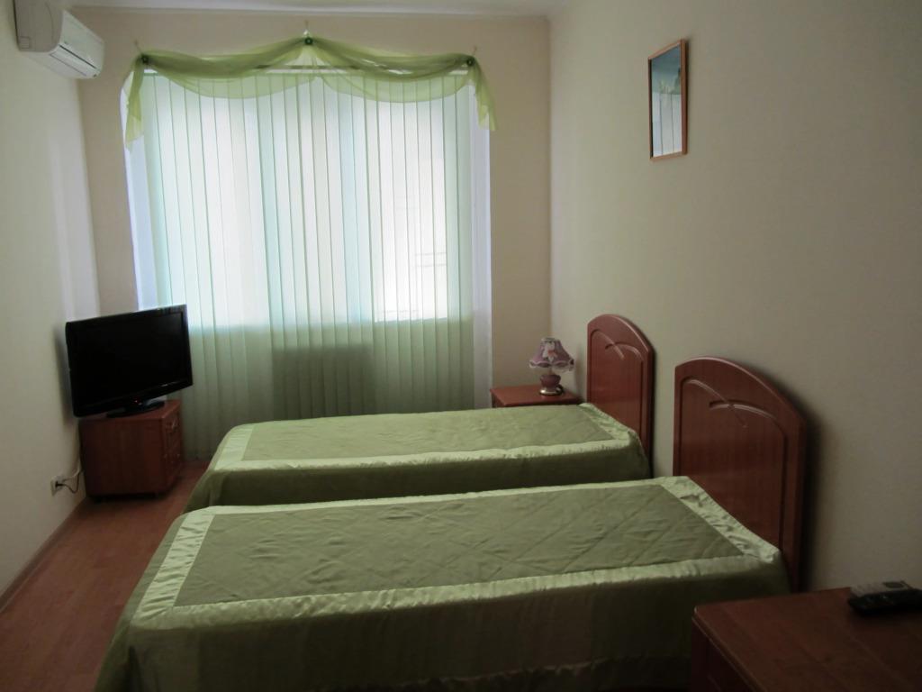 Yalta Mini Hotel 3*
