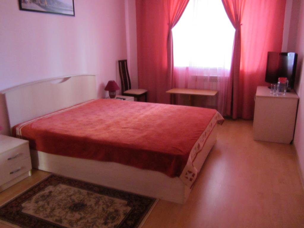 Yalta Mini Hotel 3*