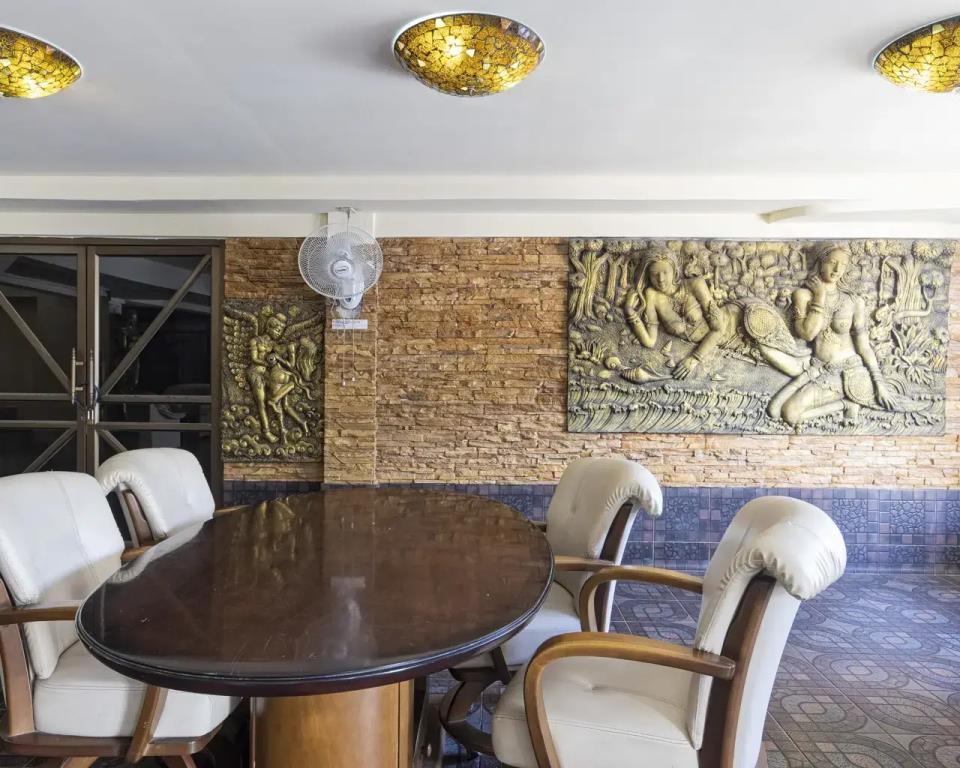 Jaranya Hotel 2*