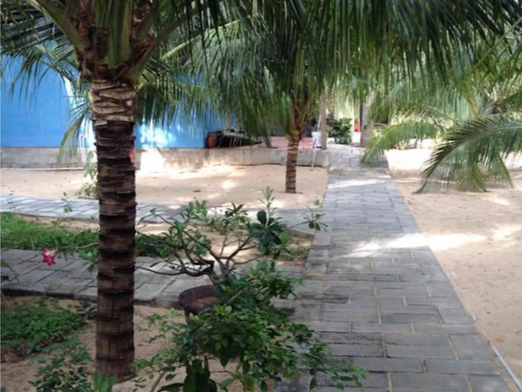 Cocosand Hotel 3*