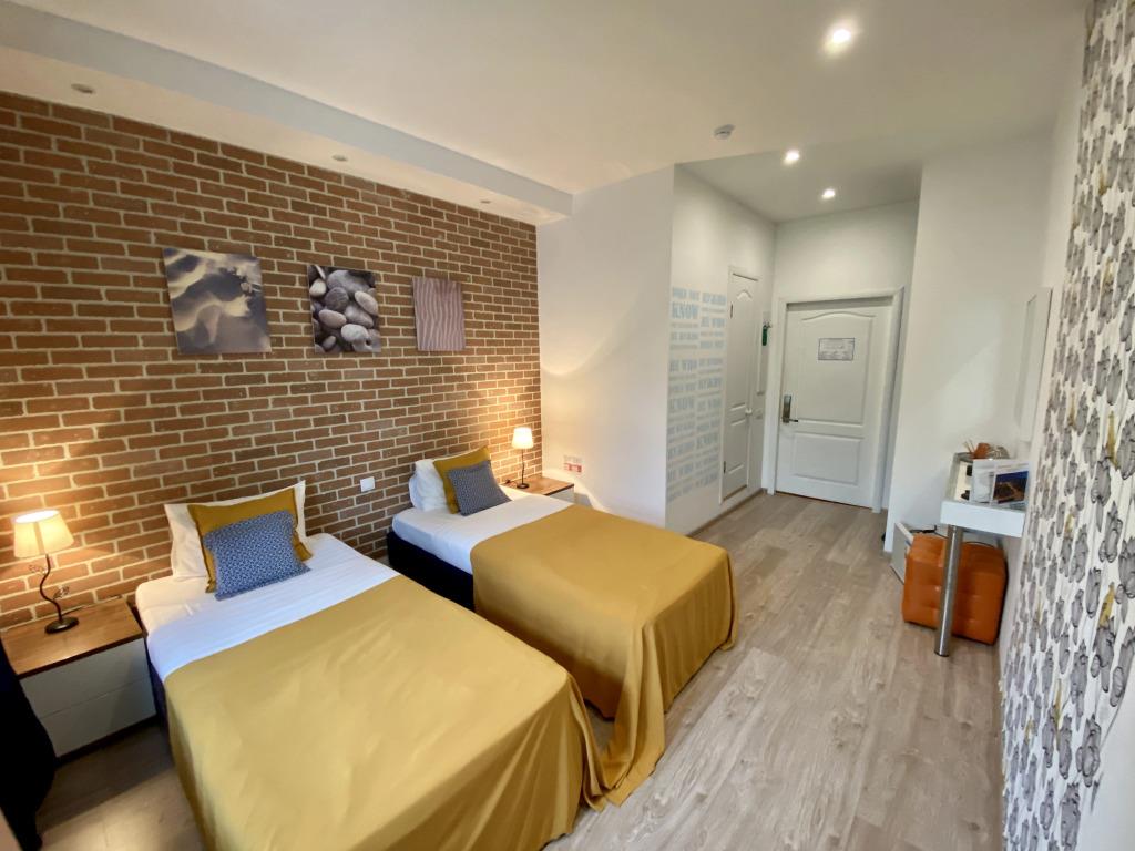 City Comfort Hotel 3*