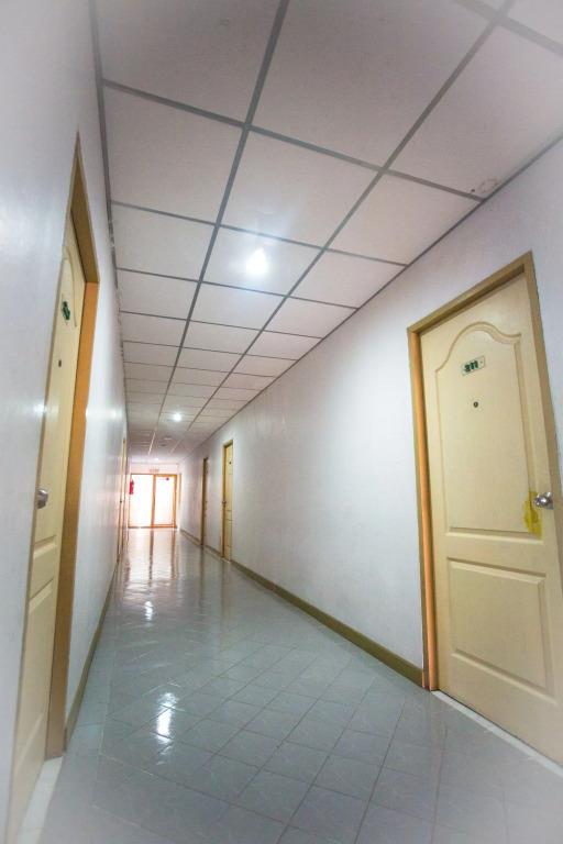 Central Place Hotel 2*