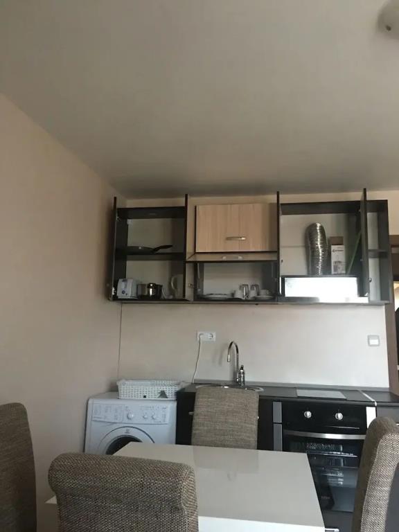 Elite Apartments 0*