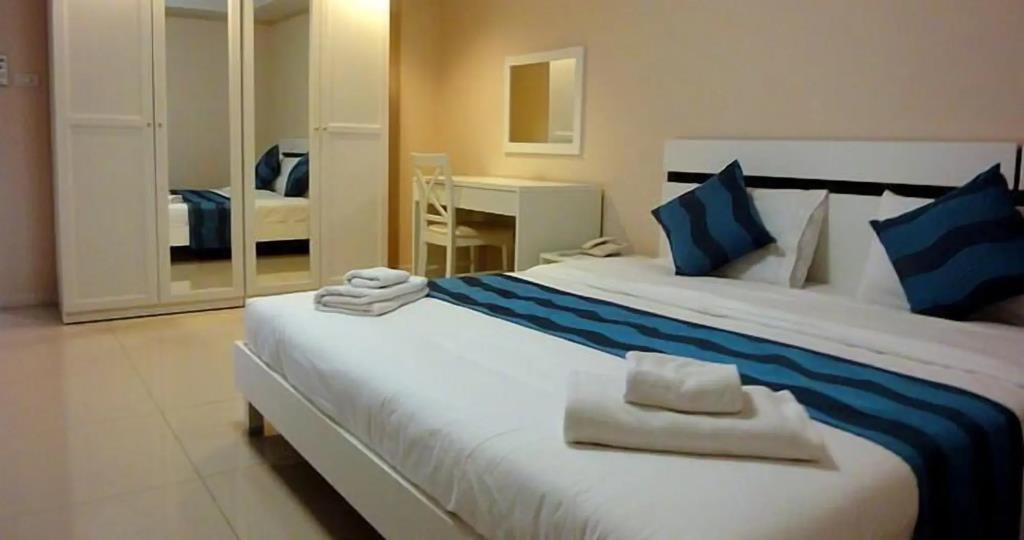 Royal Place Banchang 3*