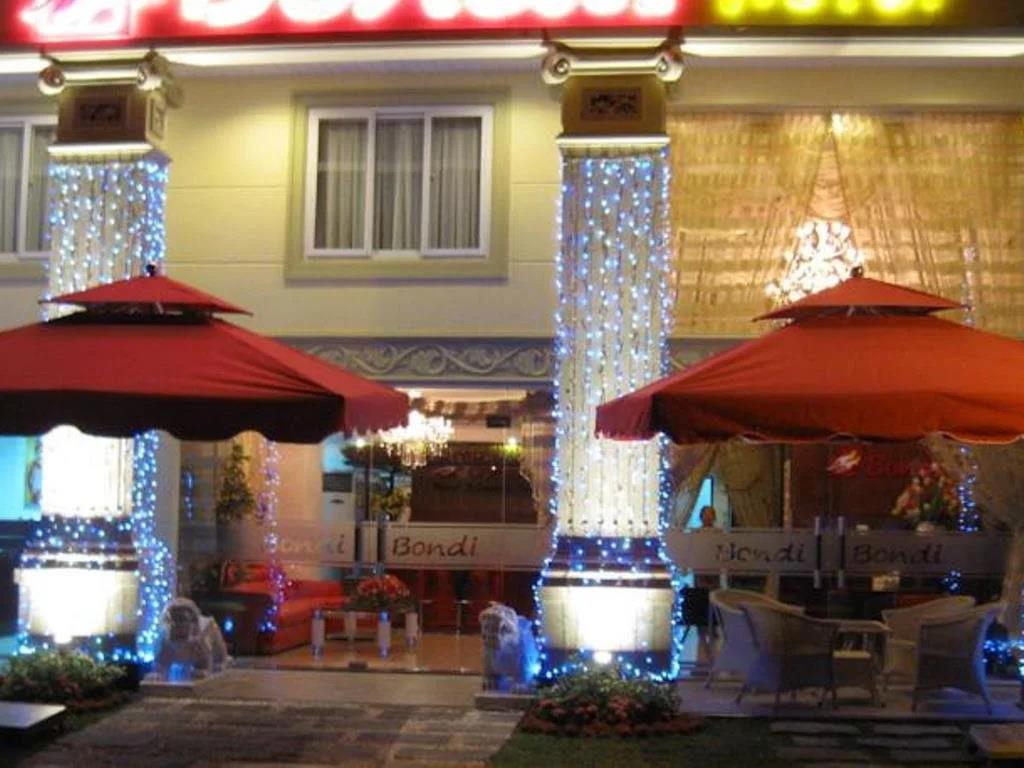 Bondi Hotel 2*