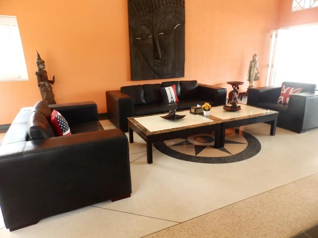 Serenity Lakeside Resort 3*