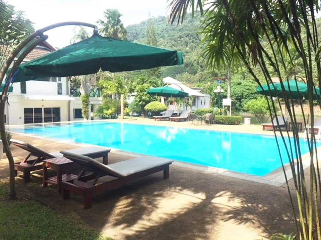Serenity Lakeside Resort 3*