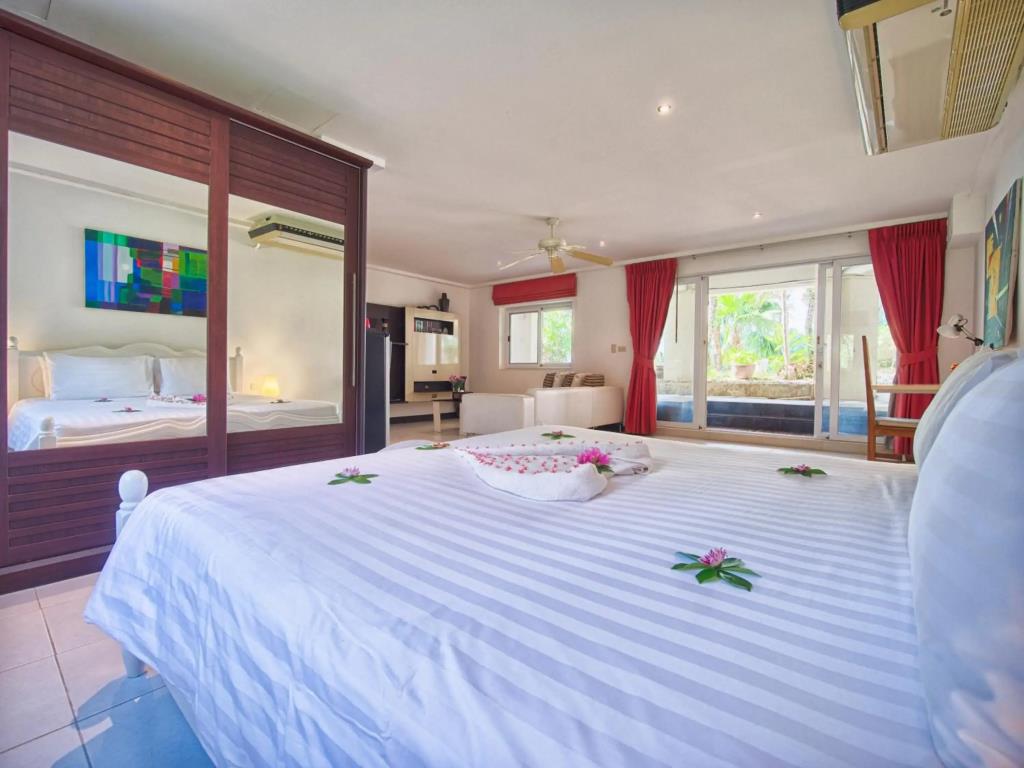 Serenity Lakeside Resort 3*