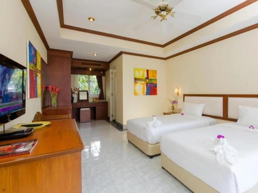 Serenity Lakeside Resort 3*