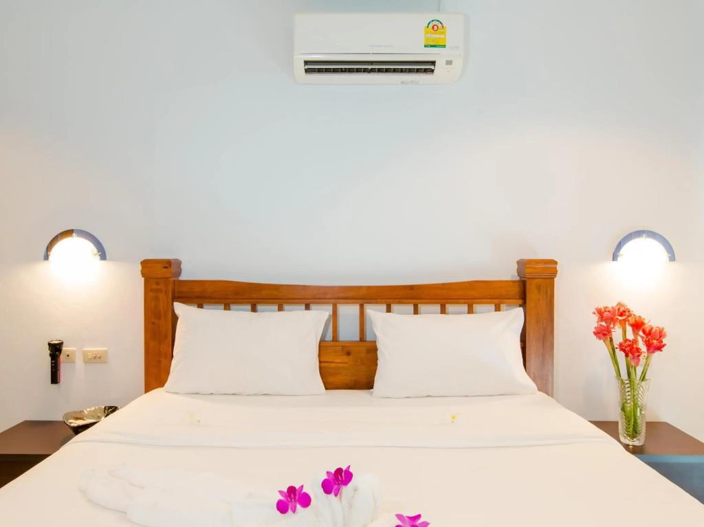Serenity Lakeside Resort 3*