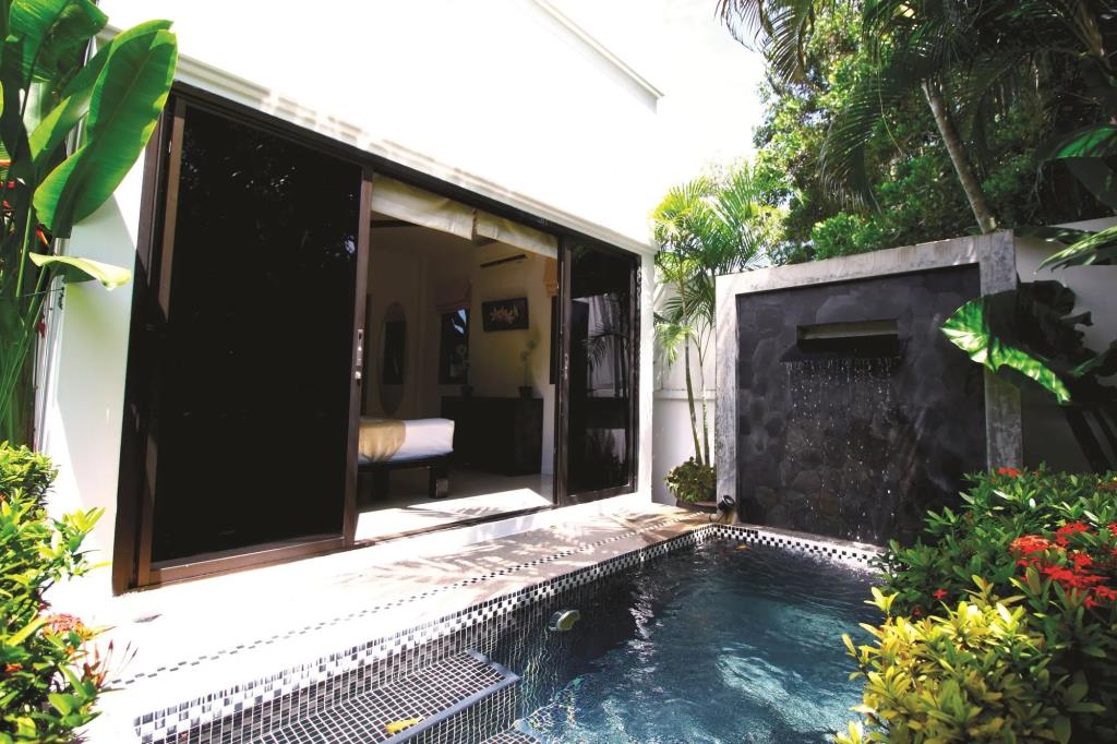 Coconut Grove Boutique Hotel 3*