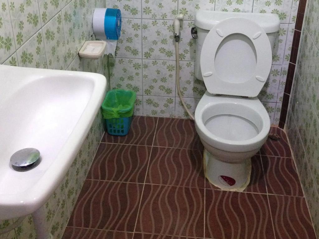 RC Guesthouse 2*