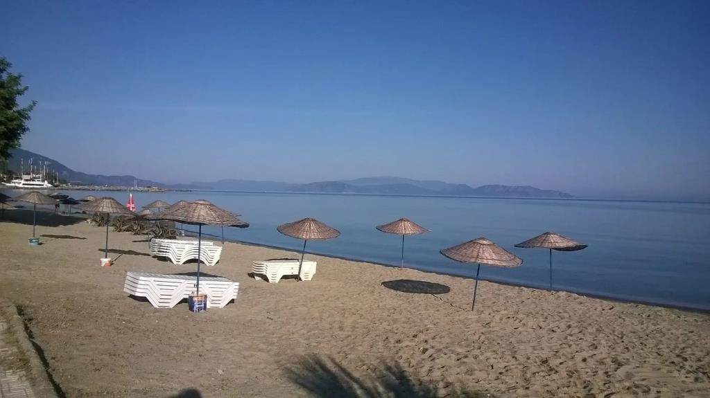Holiday Otel 0*