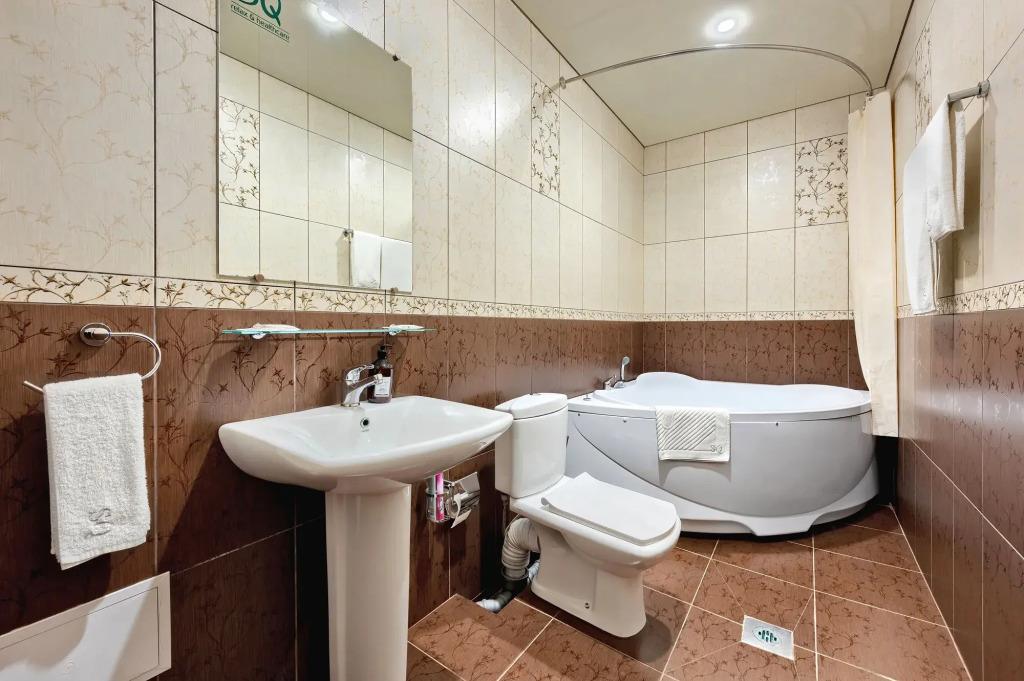 SQ Kirovski Hotel 0*