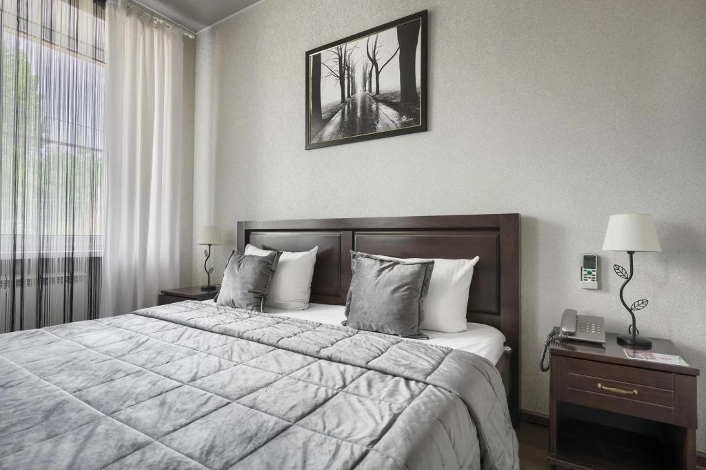 SQ Kirovski Hotel 0*