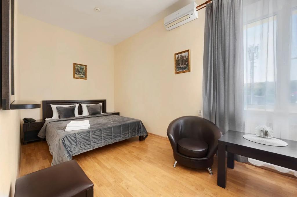 SQ Kirovski Hotel 0*