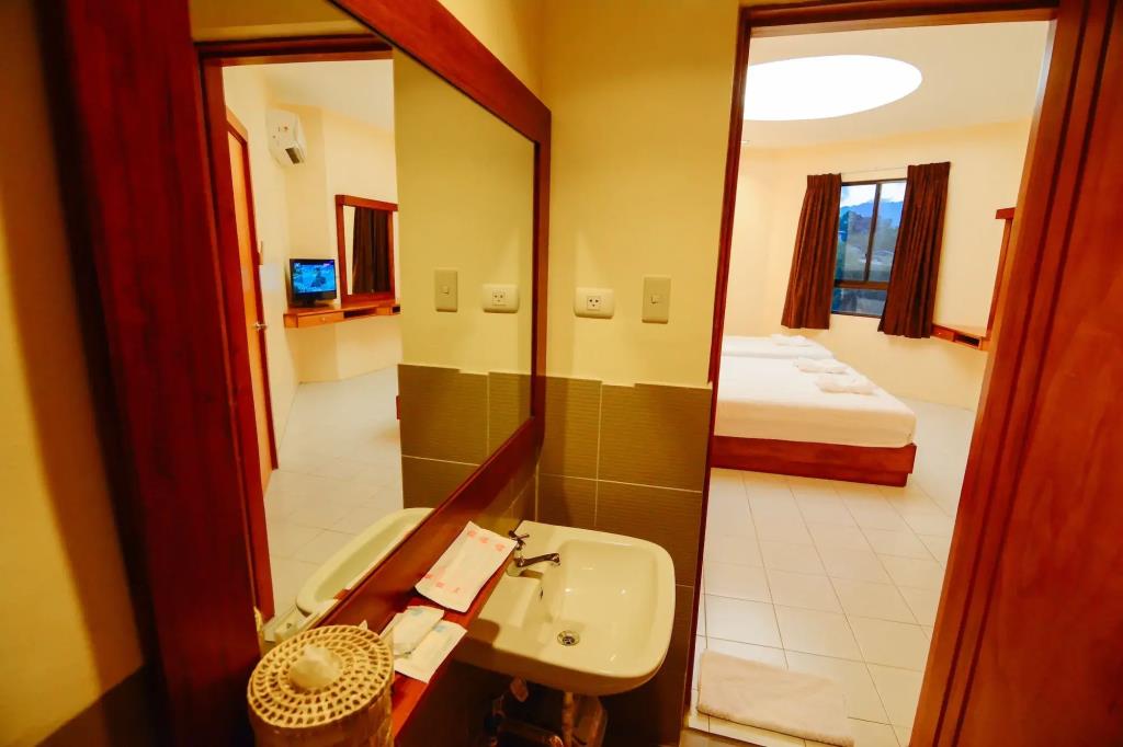 Tsai Hotel and Residences 3*