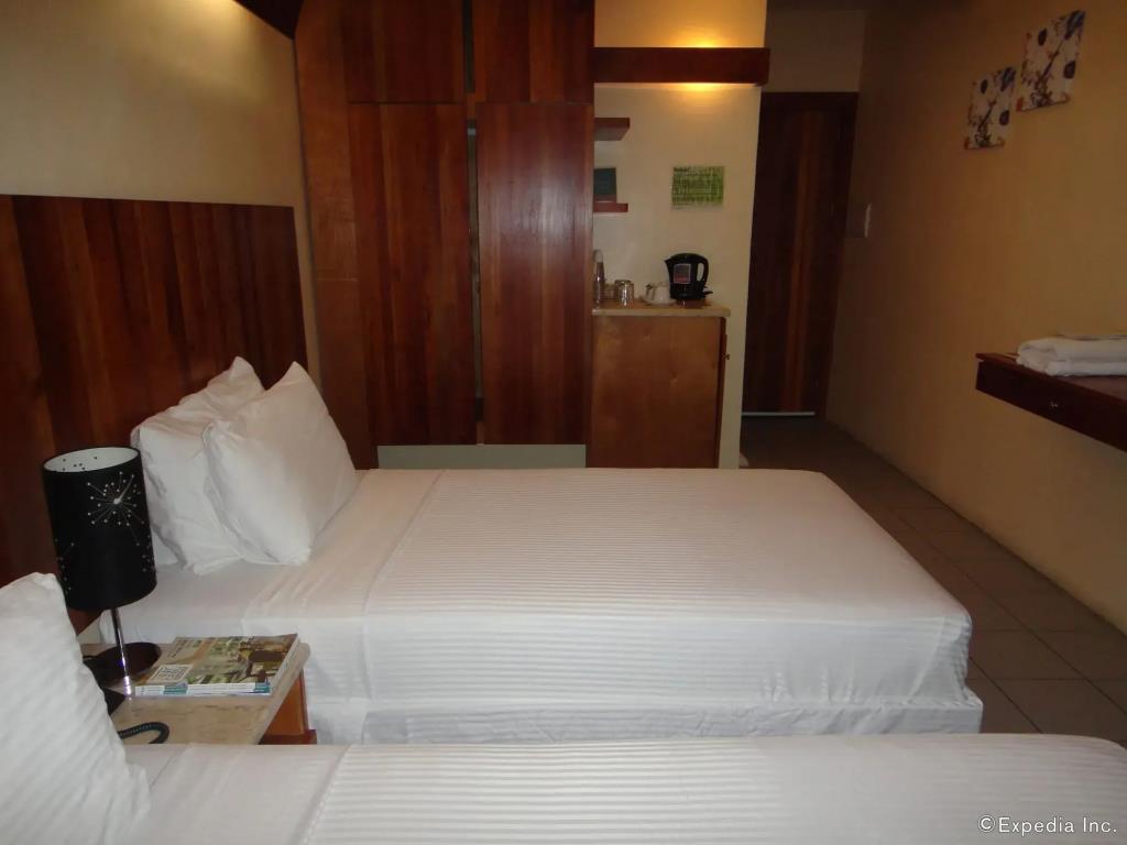 Tsai Hotel and Residences 3*