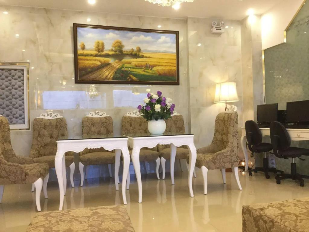 Tulip Hotel 2 2*