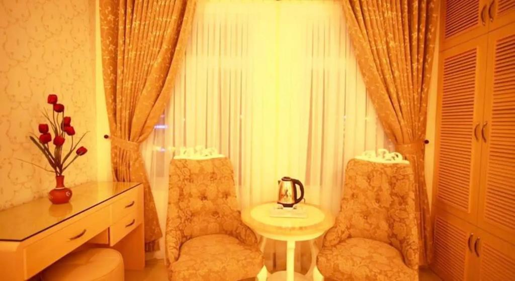 Tulip Hotel 2 2*