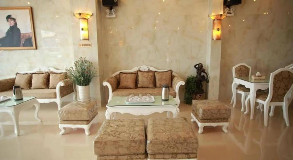 Tulip Hotel 2 2*