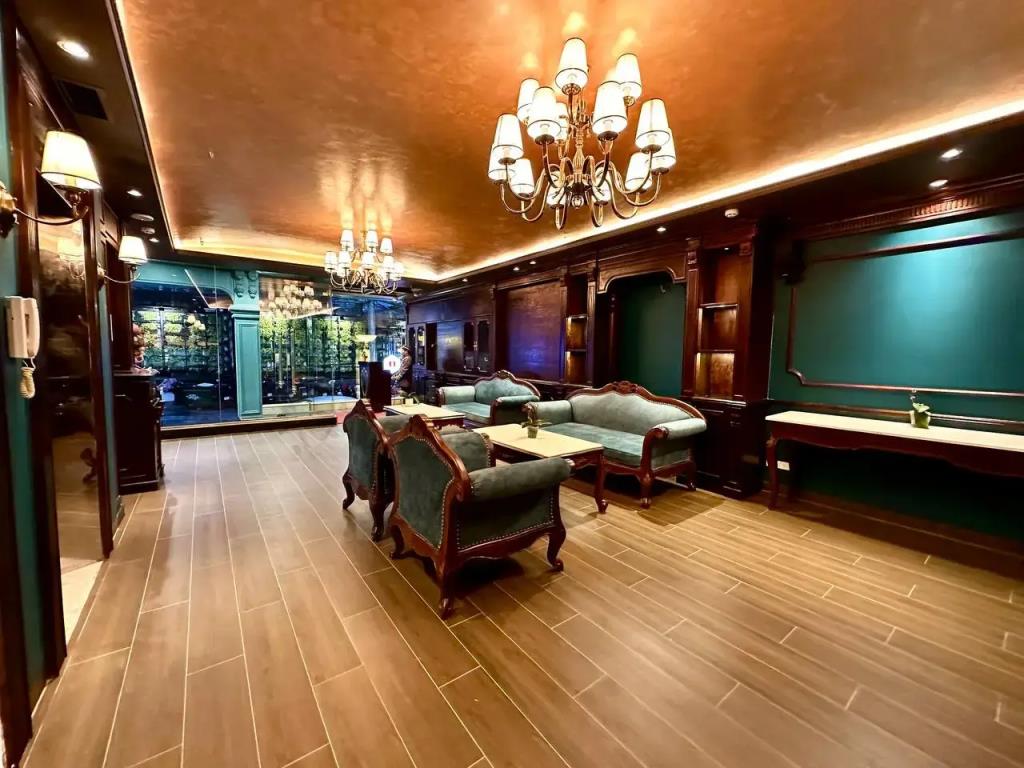 Tulip Hotel 2 2*