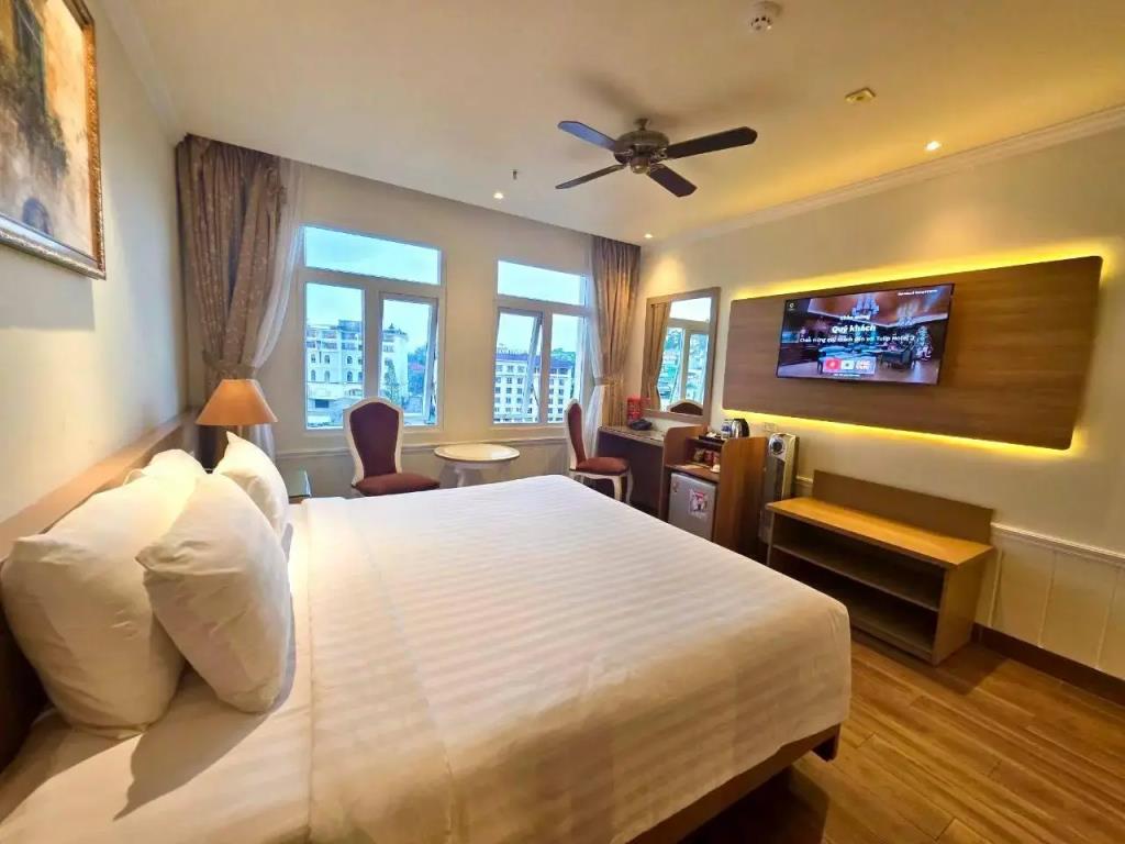 Tulip Hotel 2 2*