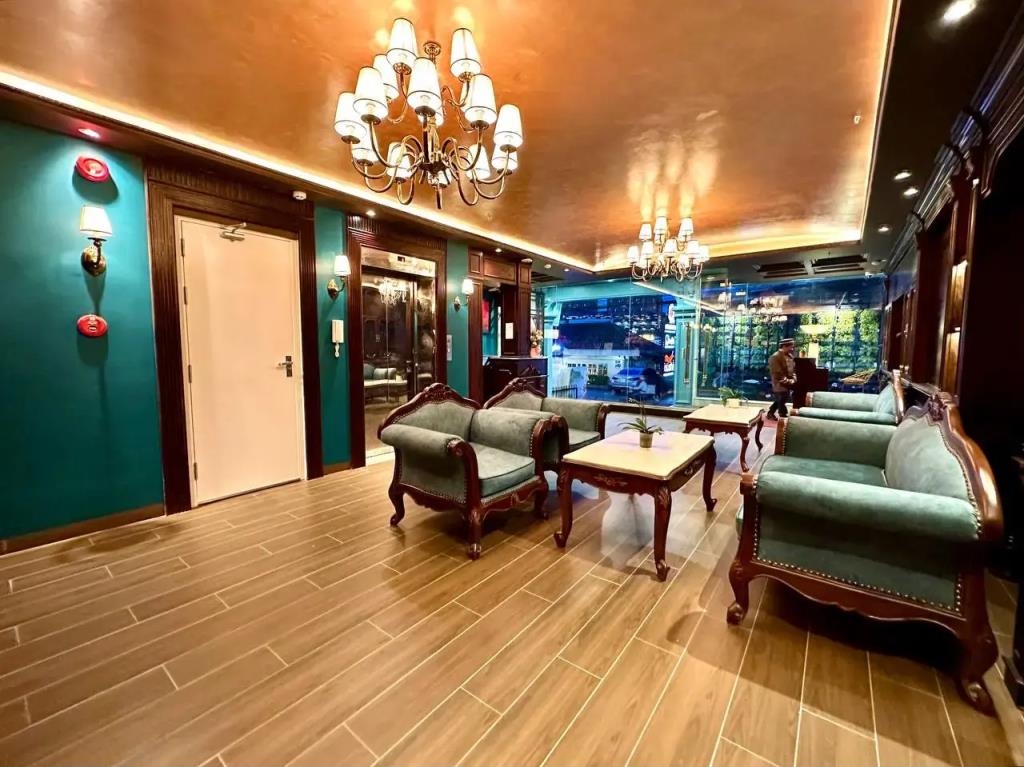 Tulip Hotel 2 2*