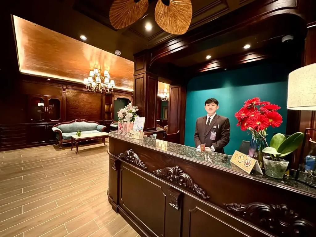 Tulip Hotel 2 2*