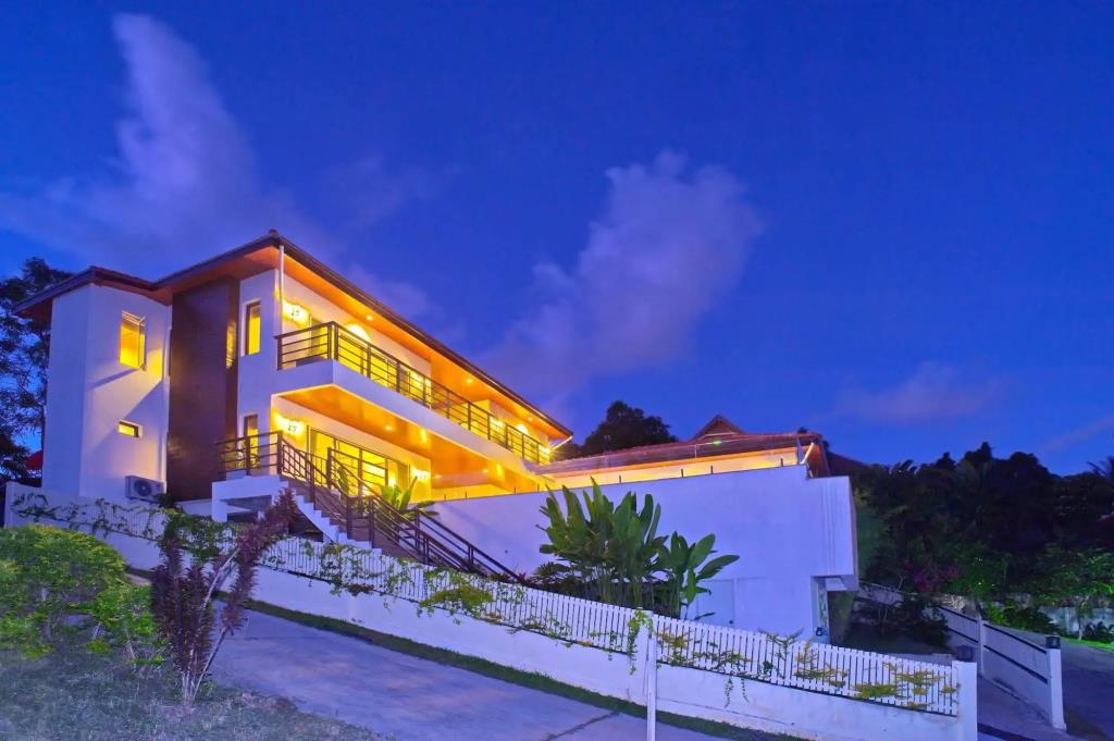 Samui Sunrise Villa 0*