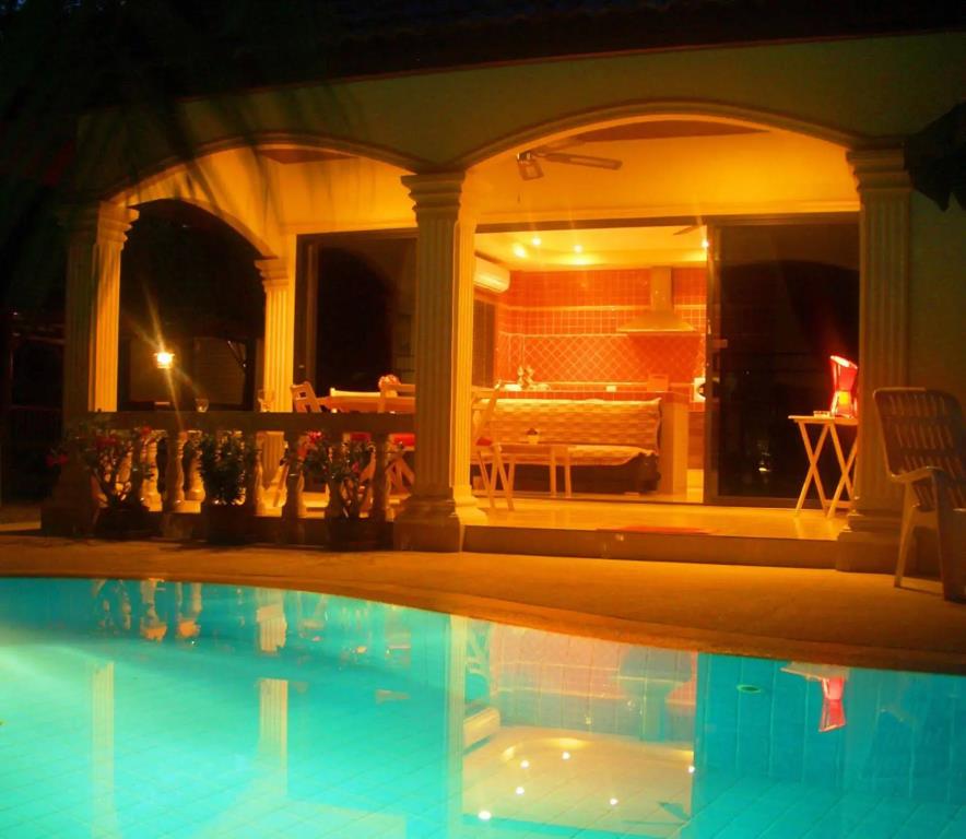Coconut Paradise Villas 0*