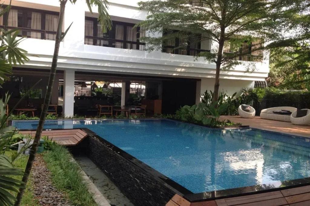 UMA Residence 3*